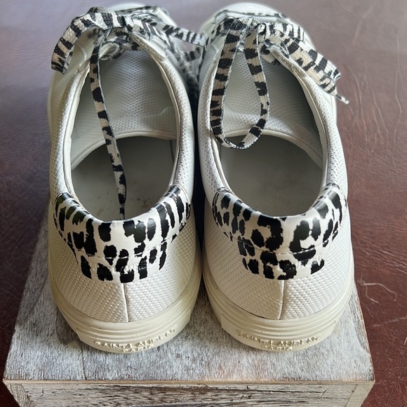 Yves Saint Laurent “Andy” Perforated Low Top Sneakers - Picture 5 of 16